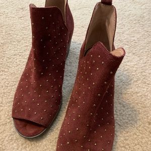 Lucky Brand open toe bootie- Wine